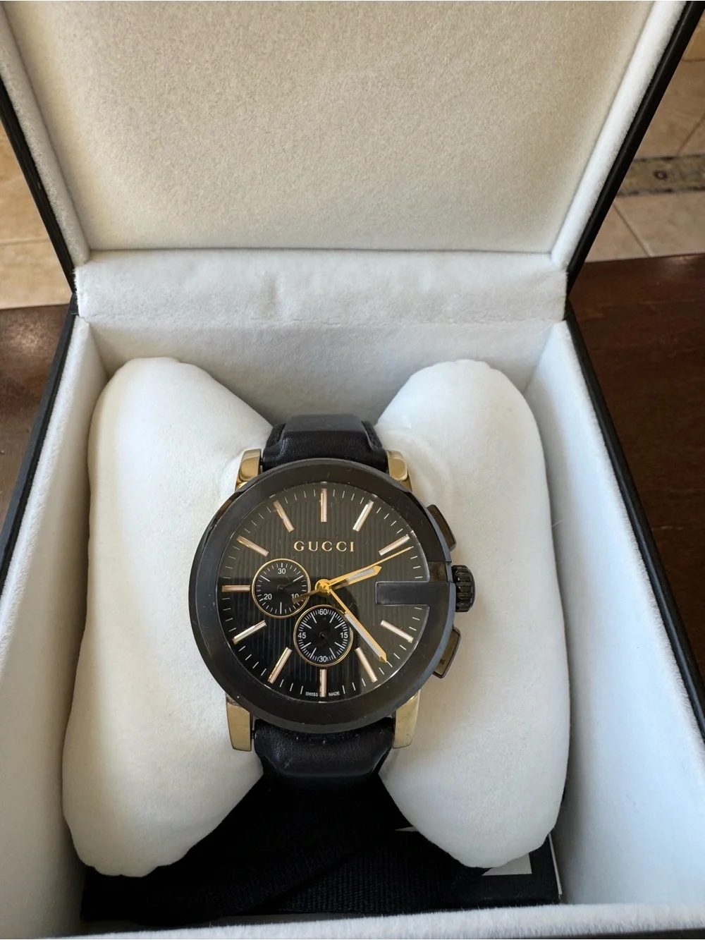 Gucci Black and Gold Men's Chronograph Watch
